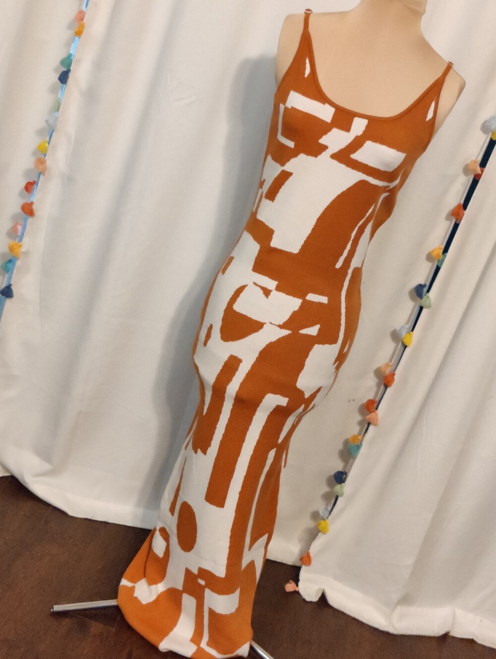 Knitwear Sweater Pumpkin & White Modernist form fitting Maxi Dress So Soft M